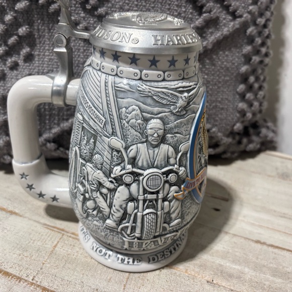Harley-Davidson Vintage Collector Beer Stein - Picture 4 of 8
